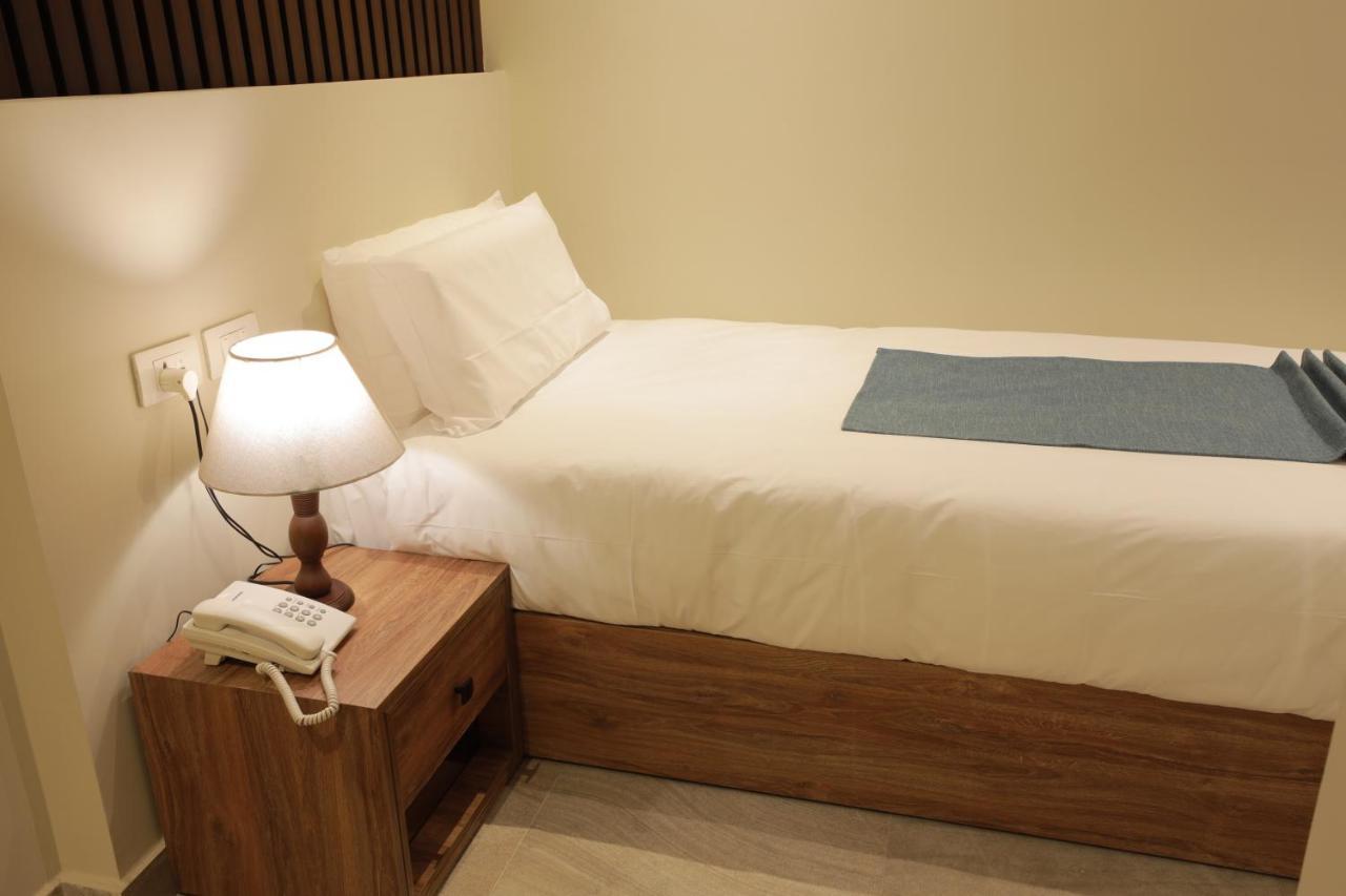 New Pyramid Front Hotel Al Kawm al Akhdar 外观 照片